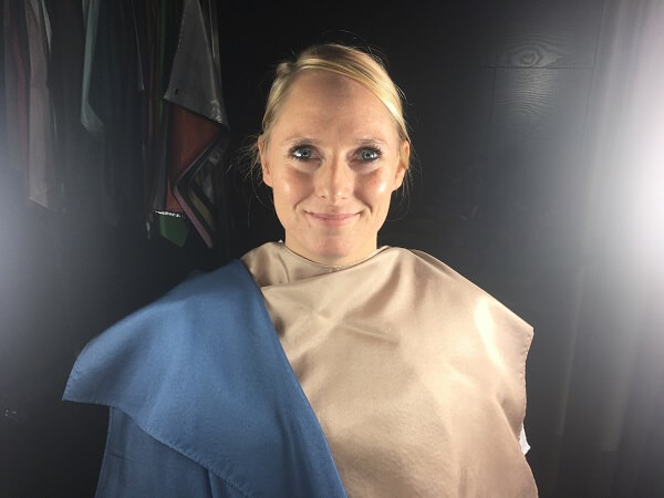 farbberatung münchen johanna - kaltes beige und blau kombination